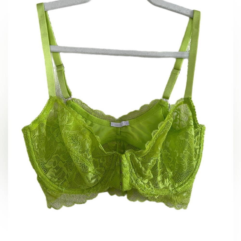 Savage X Fenty Neon Green Lace Bra Set and Garter π - Picture 2 of 16